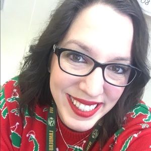 Meet your Posher, Crystal